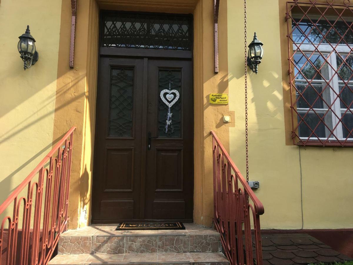 에게르 Katus Apartman 아파트 외부 사진