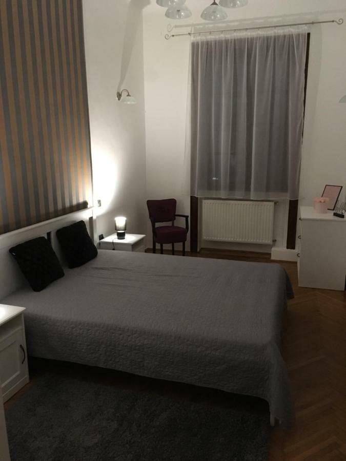 에게르 Katus Apartman 아파트 외부 사진